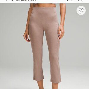 Lululemon Ribbed Softstreme Zip Leg HR Crop 25" - NWT Sz 12